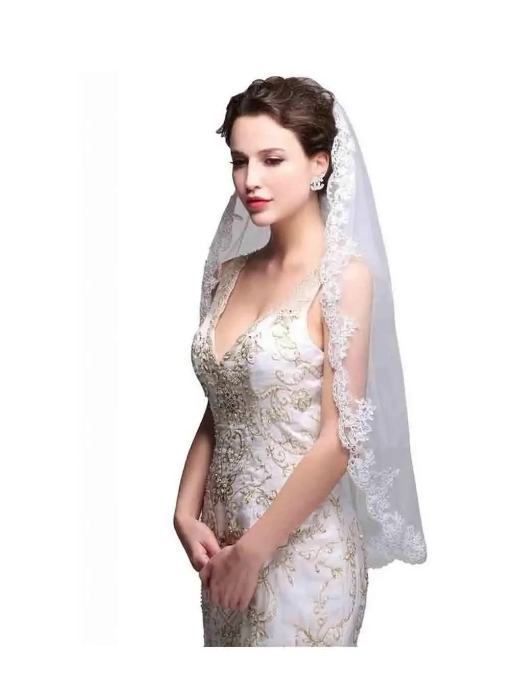 

Women's Wedding 1T Fingertip Length Lace for Bride Embroidered Veil Comb Wedding Headpiece