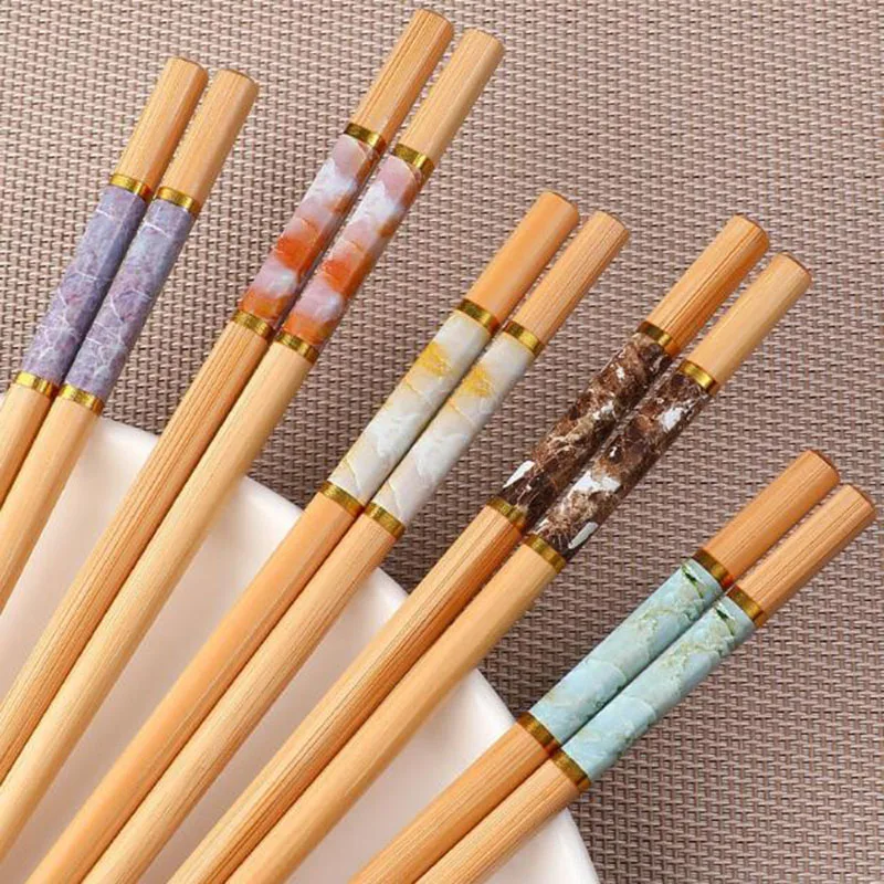 10 Pairs Wooden Antiskid and Mildew Proof Chopstick Household Dinner Tableware Chopsticks Health Material Eatting Accessories