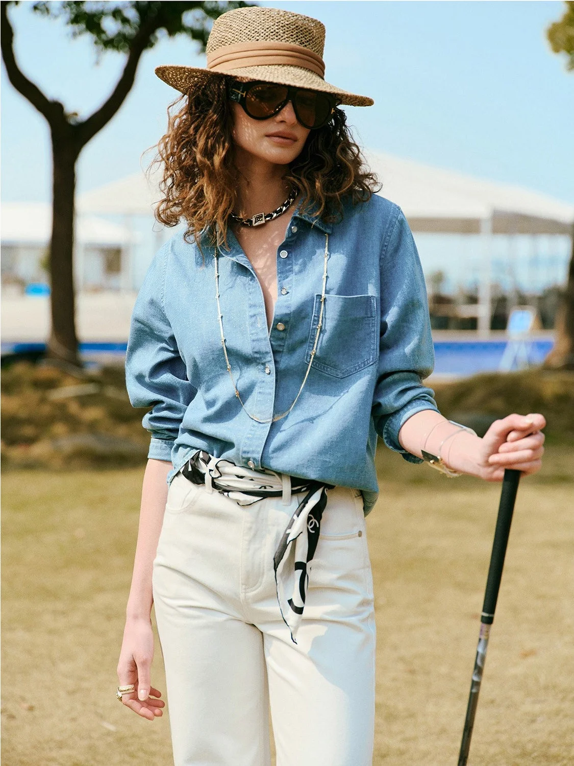 

Женская модная джинсовая куртка Blanini Monica свободного кроя синего цвета с золотой вышивкой, весенняя коллекция, с длинными рукавами