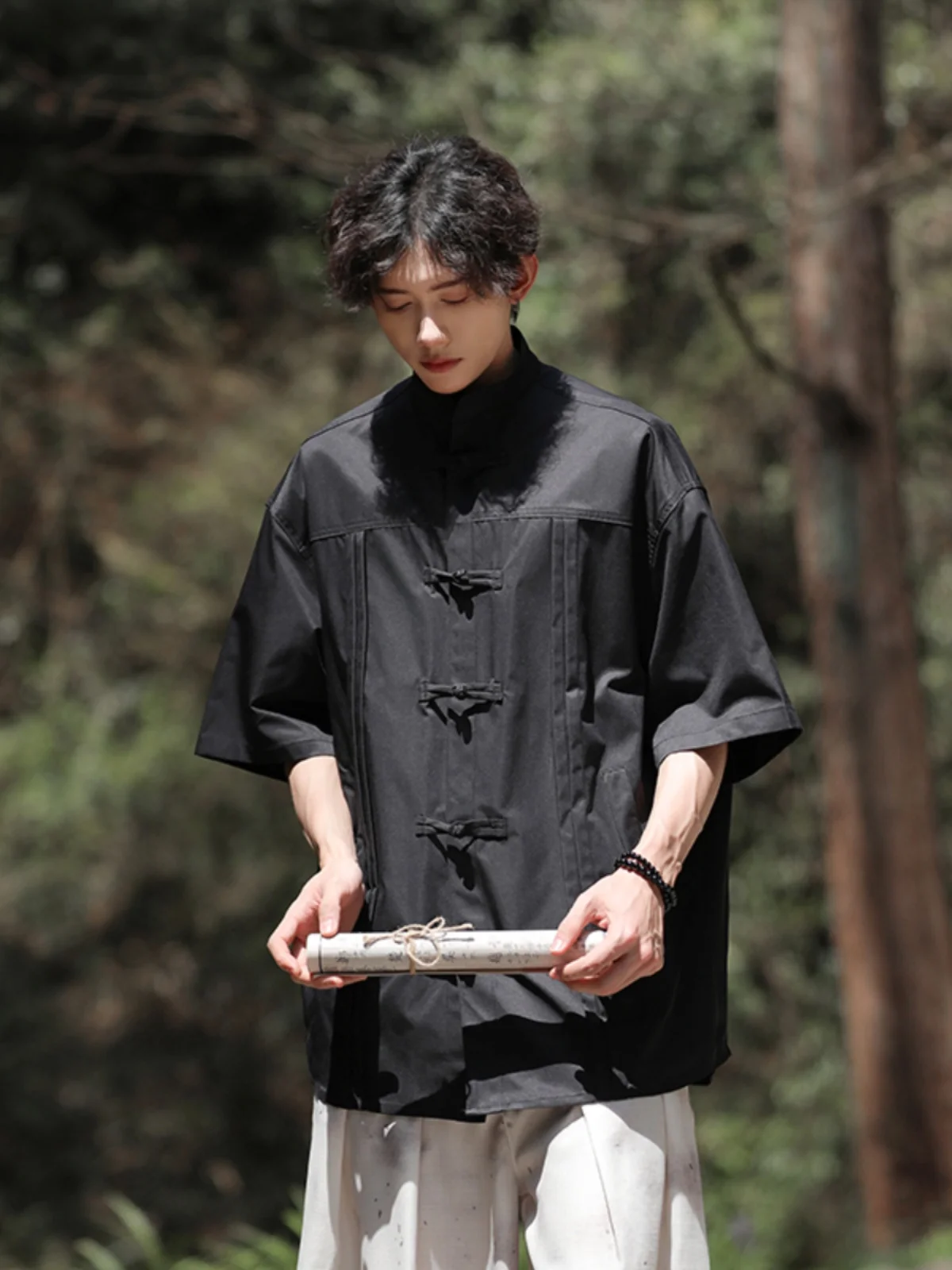 

New Chinese Sle Men's irt Lightweight National Trend ort Sve Five Button Cuff Summer Ancient Costume Top