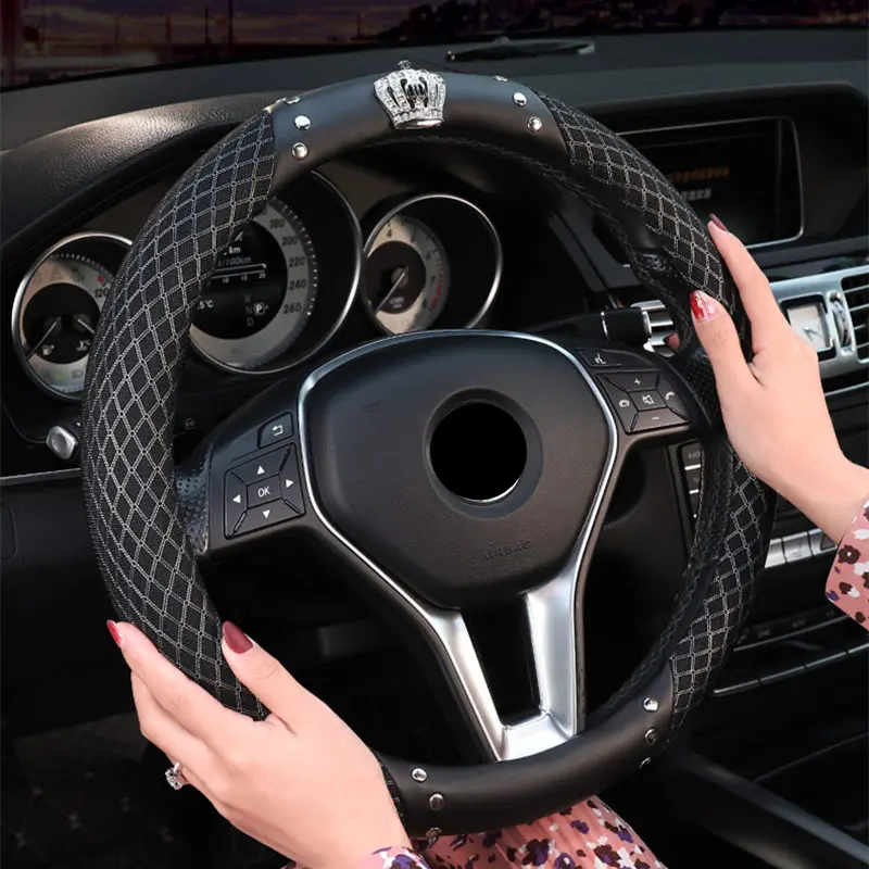 Ice silk Leather Steering Wheel Cover Queen\'s Bling Diamond with Rivets Four Seasons car handlebar Covers For Women Car Styling