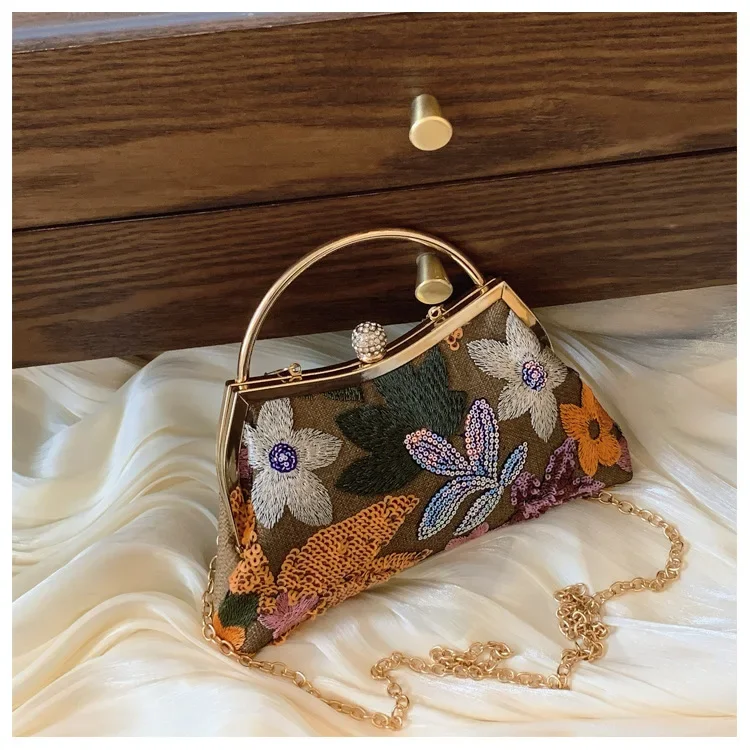 Vintage Khaki Brown Evening Bag Autumn Retro Fashion Embroidery Flower Handbags Prom Party Chain Shoulder Bag Clutches For Women