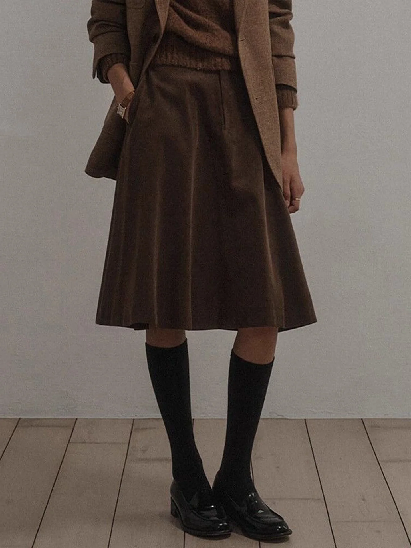High Waist A-Line  Skirt Women's Design Sense Corduroy Five-Quarter Umbrella Skirt Korean Style Commute Daily Wear