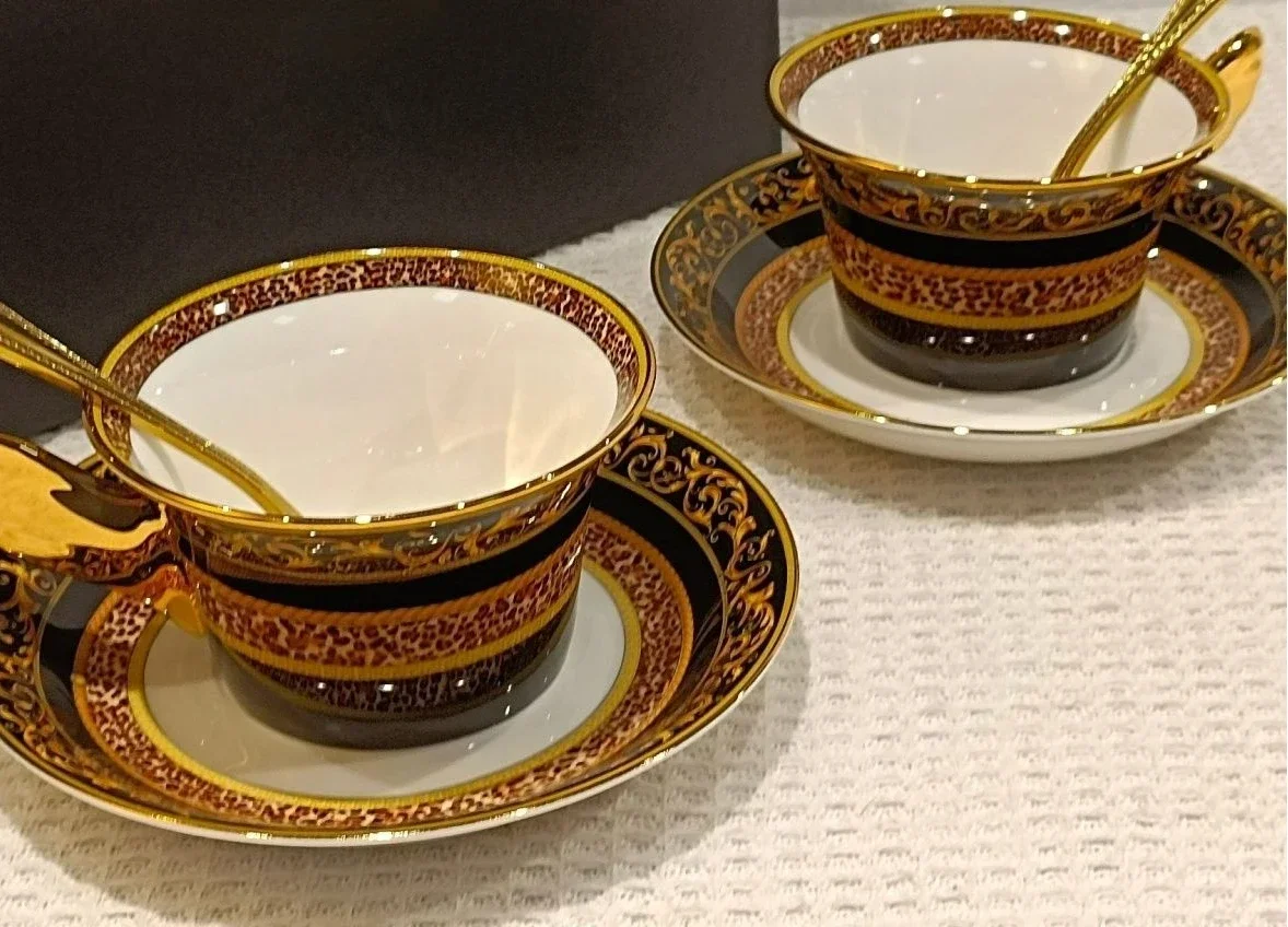 

Medusa European luxury bone China coffee cup and saucer set couples afternoon tea luxury coffee cup and saucer set.