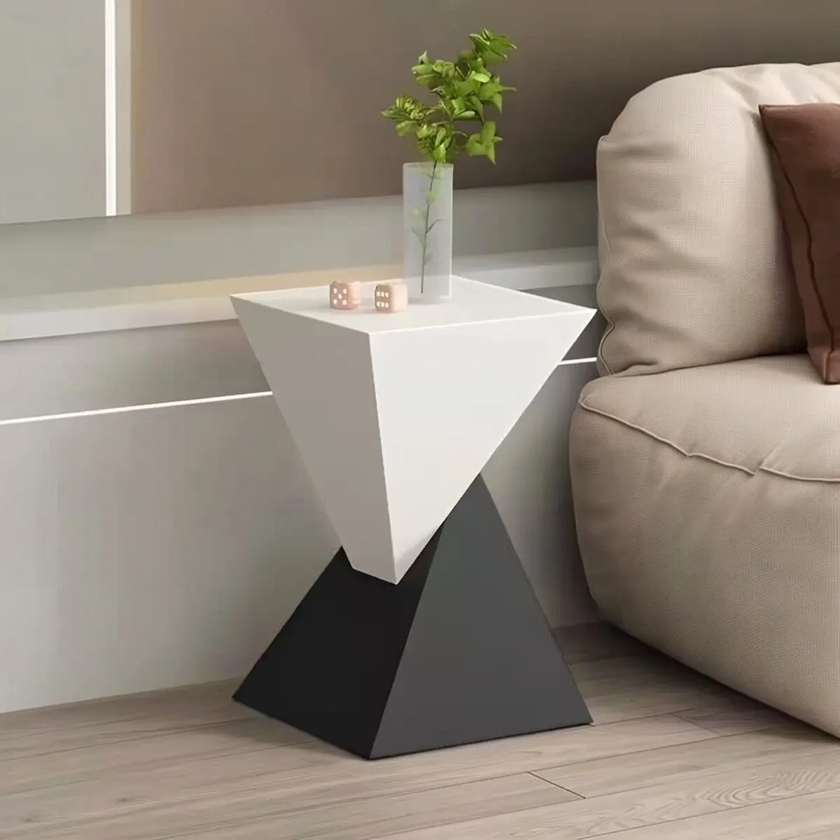 Geometric Faceted Tables Metal Installation-Free Living Room Decorative Modern Minimalist Corner Tables Bedroom Nightstands