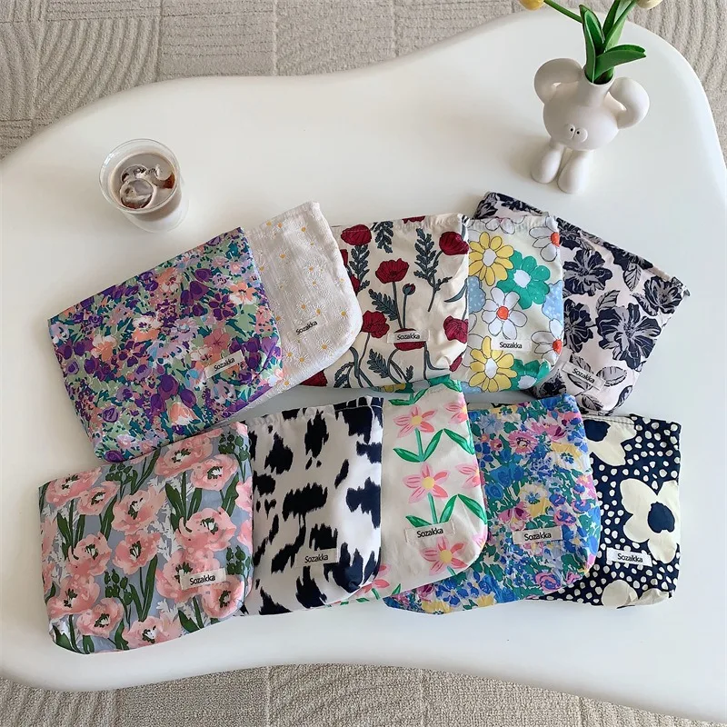 Cute Floral Zipper Travel Cosmetic Lipstick Storage Bag Kawaii Wallet Women Makeup Kits Handbags Pencil Case Organizer Pouch Bag