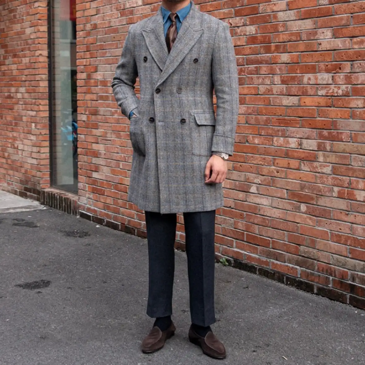 Classic Plaid Men's Long Coat Peaked Lapel Double Breasted Business Loose Fit One Piece Customized Windproof Jacket