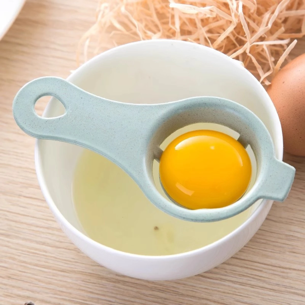 Egg white separator, egg filter, egg separator, kitchen complementary food baking, egg yolk protein separation tool