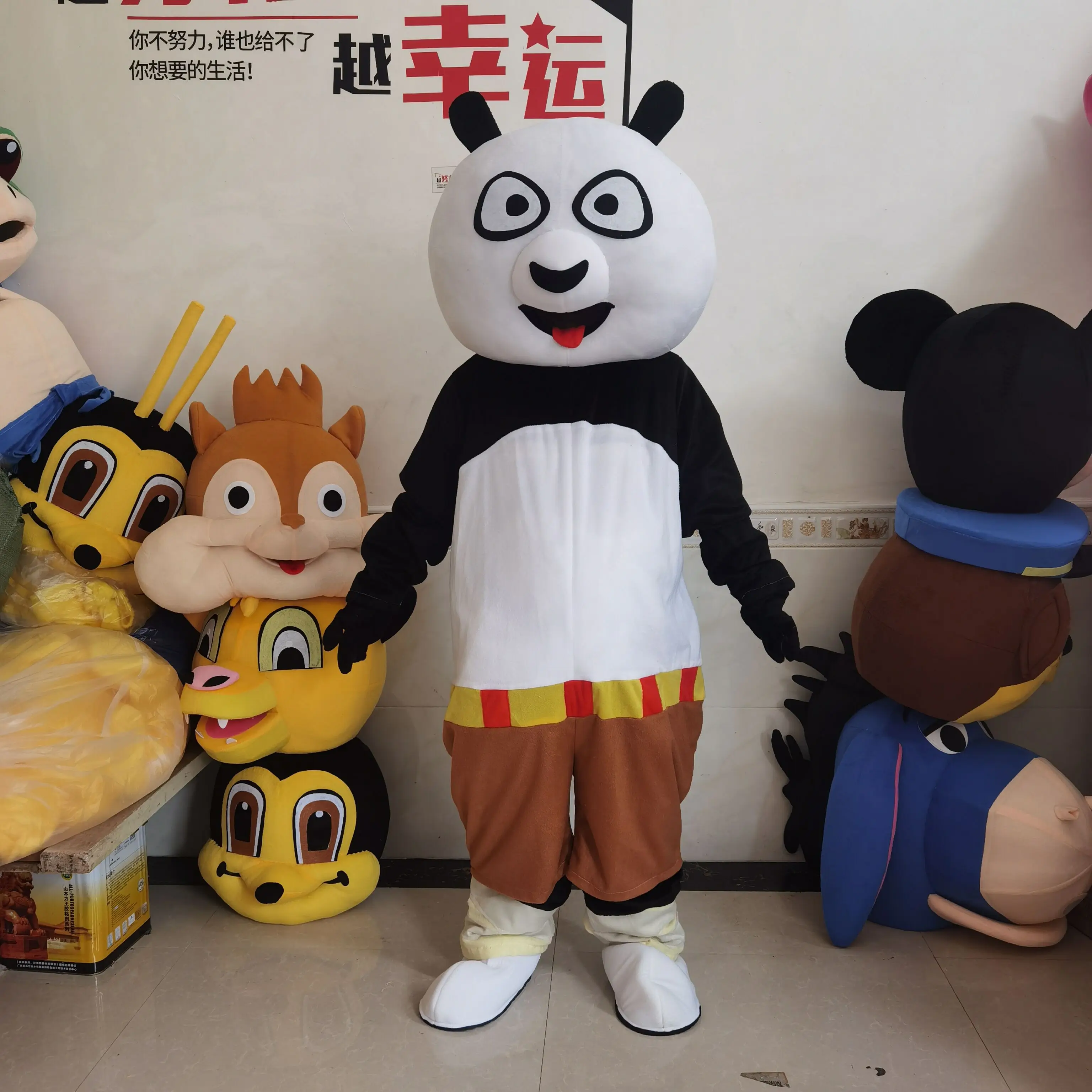 دور اللعب الكونغ فو الباندا والنمر زي التميمة يمكن ارتداؤها المشي الحيوان كرنفال عطلة أداء الحفلات زي الكبار الحجم