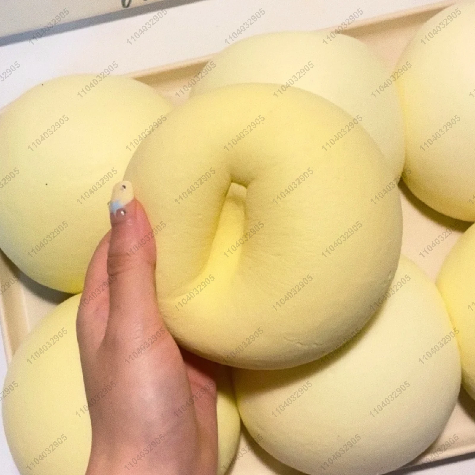 

Super Big Moist Slow Rising Simulated Milk Bun Squishy Squeeze Toy, Soft Food Shape Tactile Sensory Fidget Toy, Anti-Stress Anxiety Relief Vent Emotion Hand Toy, Cute Novelty Desktop Fun Gift for Girls Kids Adults Autism ADHD Classroom Party Favors