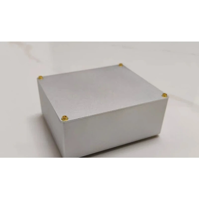 5V, 12V Portable 35W Linear Power Supply with Four 3A Output Channels and Zero Magnetic Leakage