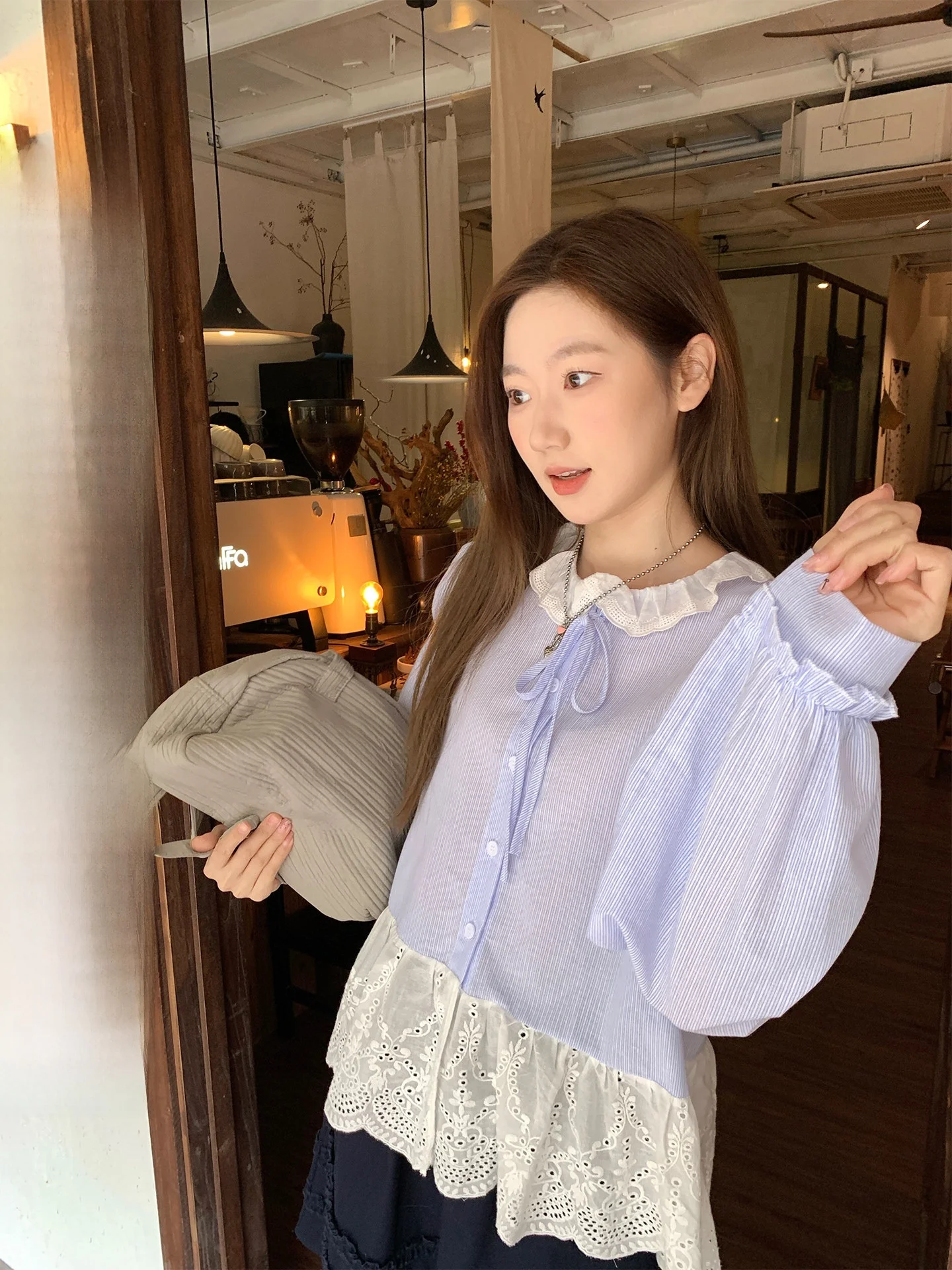 

Женская блузка Holli Korean Sle с длинным рукавом, кружевной отделкой и эффектом двухслойности, весна 2026, новинка, дышащая, тонкая