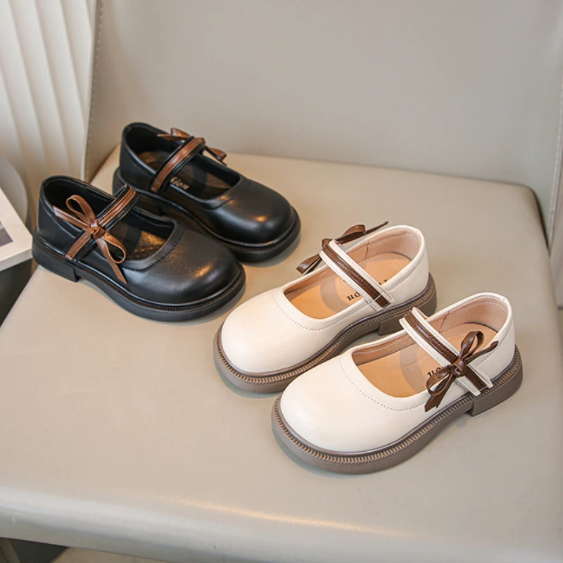 

New Princess Shoes Fashion Soft Sole Anti Slip Girl Shoe Simple Exquisite Retro Kid Shoes Versatile Elegant Classic Sandals