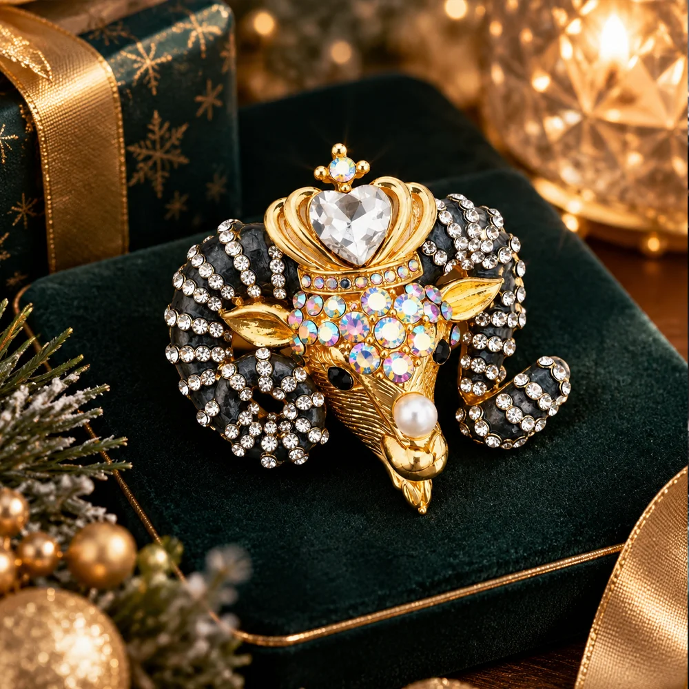 Luxury Ram Head Brooch Crown Heart Rhinestone Imitation Pearl Inlaid Alloy Animal Lapel Pin Elegant Clothing Jewelry