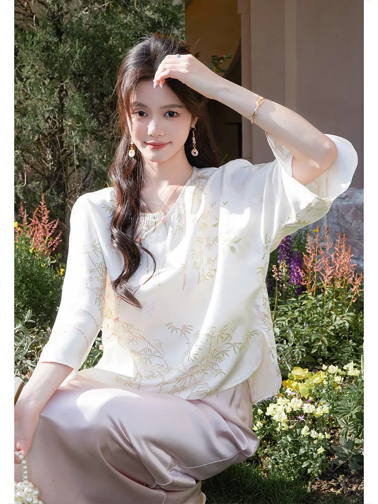 

Slimming Mermaid Sle Silk Blouse round Ne Embroidered Loose Fit Women's irt Chinese New Sle Cold Tone ort Top