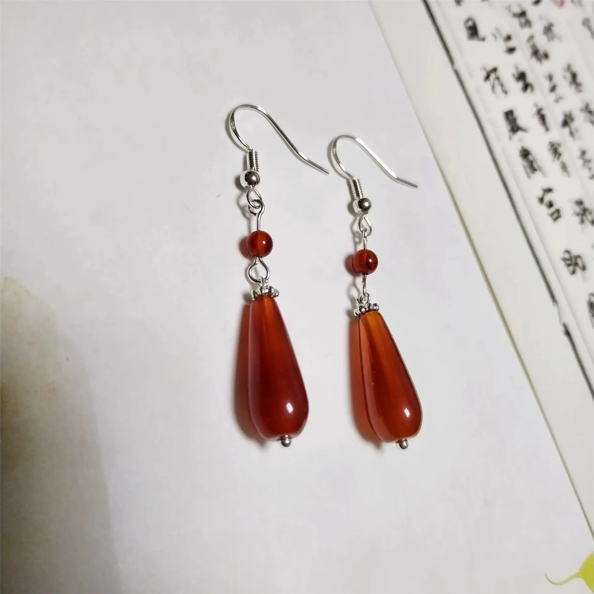 Vintage Design Jade Pendant Earrings for Women Ancient Palace Style Luxury Jewelry Water Drop Butterfly Shaped Ear Clip Earring