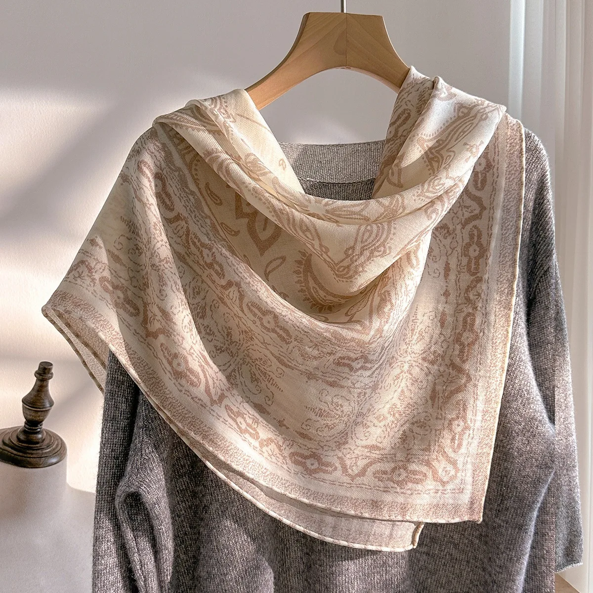 100% Wool Square Scarf Female Winter Warm Wrap Accessory Shoulder Cover Soft Woolen Neckwear Large Pashmina Shawls Cold Weather