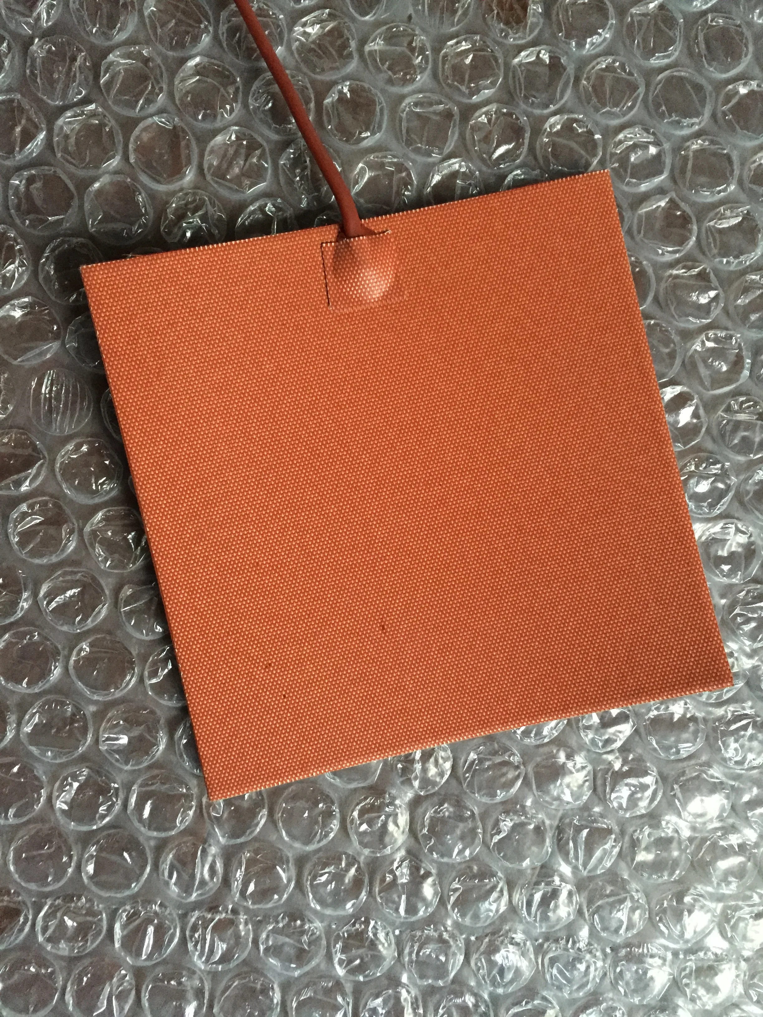 

12" x 12'' 120W 12V Engine Oil Tank Silicone Heater Pad Universal Fuel Tank Water Tank Rubber Heating Mat Warming Accessories