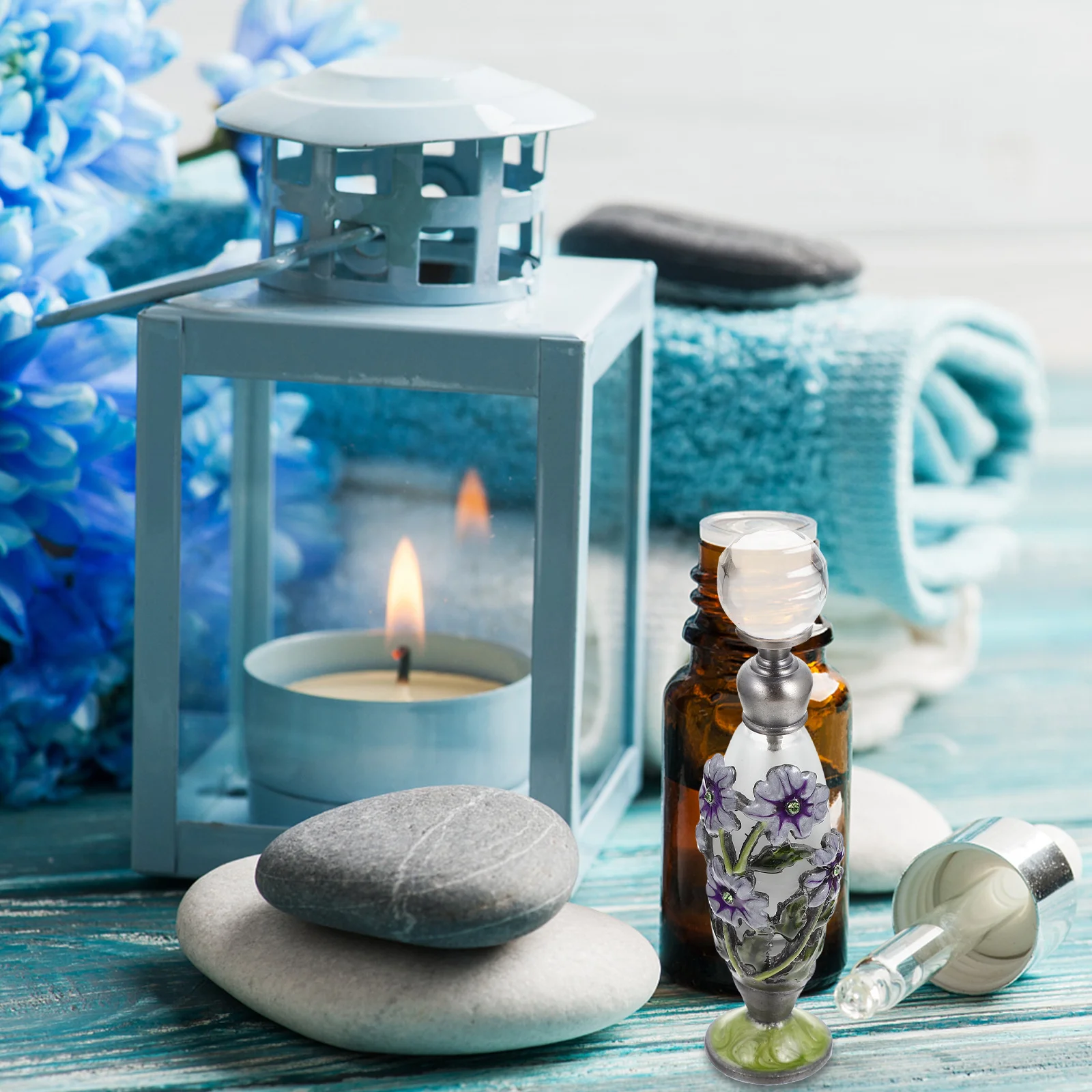 Exquisite Glass Aroma Bottle Delicate Perfume Container Portable Desktop Decoration Gift for Perfume Bottle Decor