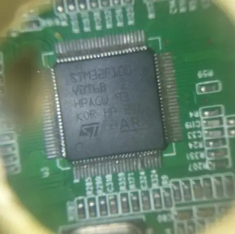 

STM32F100 STM32F100VBT6B
