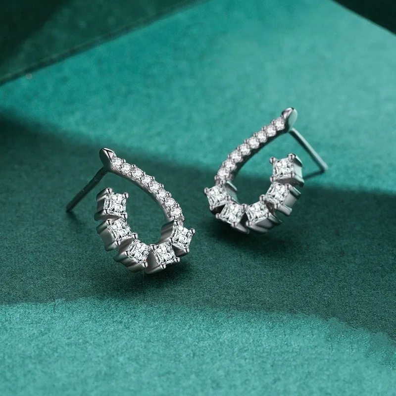 2023 Boucles D'oreilles Chic من الفضة الإسترليني عيار 925 مجوهرات بالجملة أقراط مخصصة #3