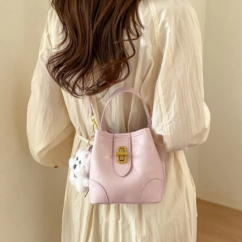 

High End Minimalist Luxury Tote Bag For Women Diaper Bag Vintage Leather Crossbody Handbag Elegant Classic Designer Style