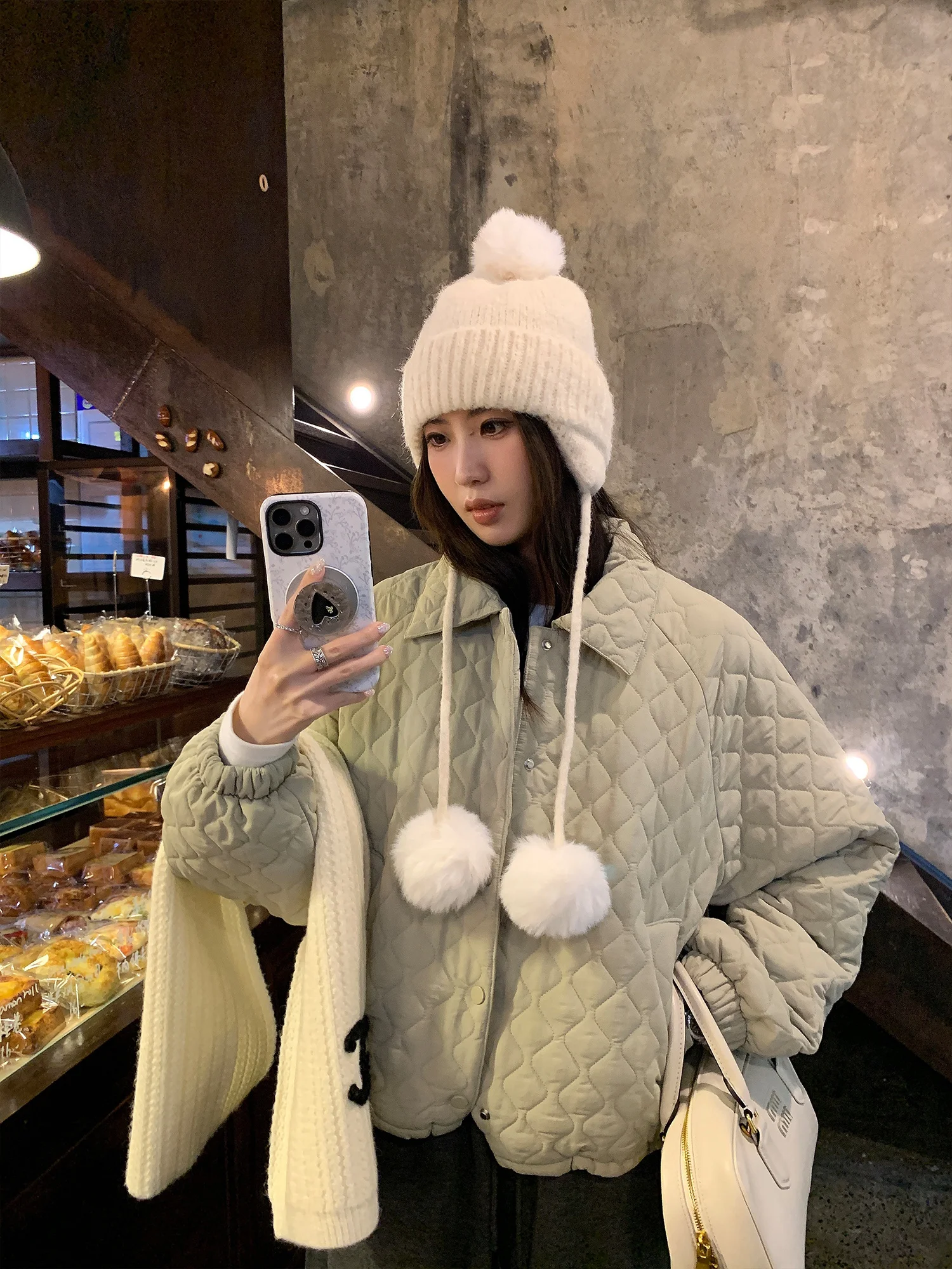 

Женская зимняя теплая стеганая куртка свободного кроя с флисовой подкладкой, отложным воротником, из хлопка, мягкая, с легким ароматом, в стиле Gourd.