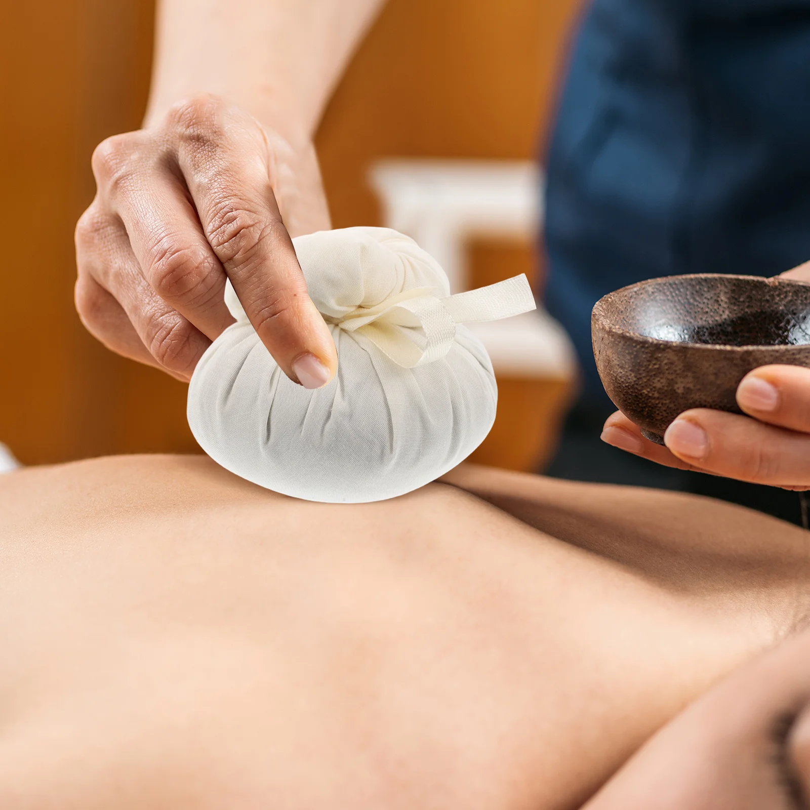 

2 шт. натуральных тайских травяных массажных шариков для компрессов, расслабления мышц, снятия боли в шее, спине, пояснице, портативный массажный инструмент для спа-процедур