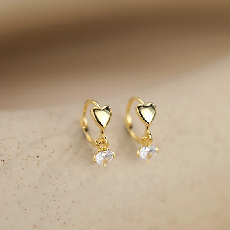 

Fashion New Hot Sell 925 Sterling Silver Zircon Earrings for Women Real Silver Ear Studs Initial Earrings