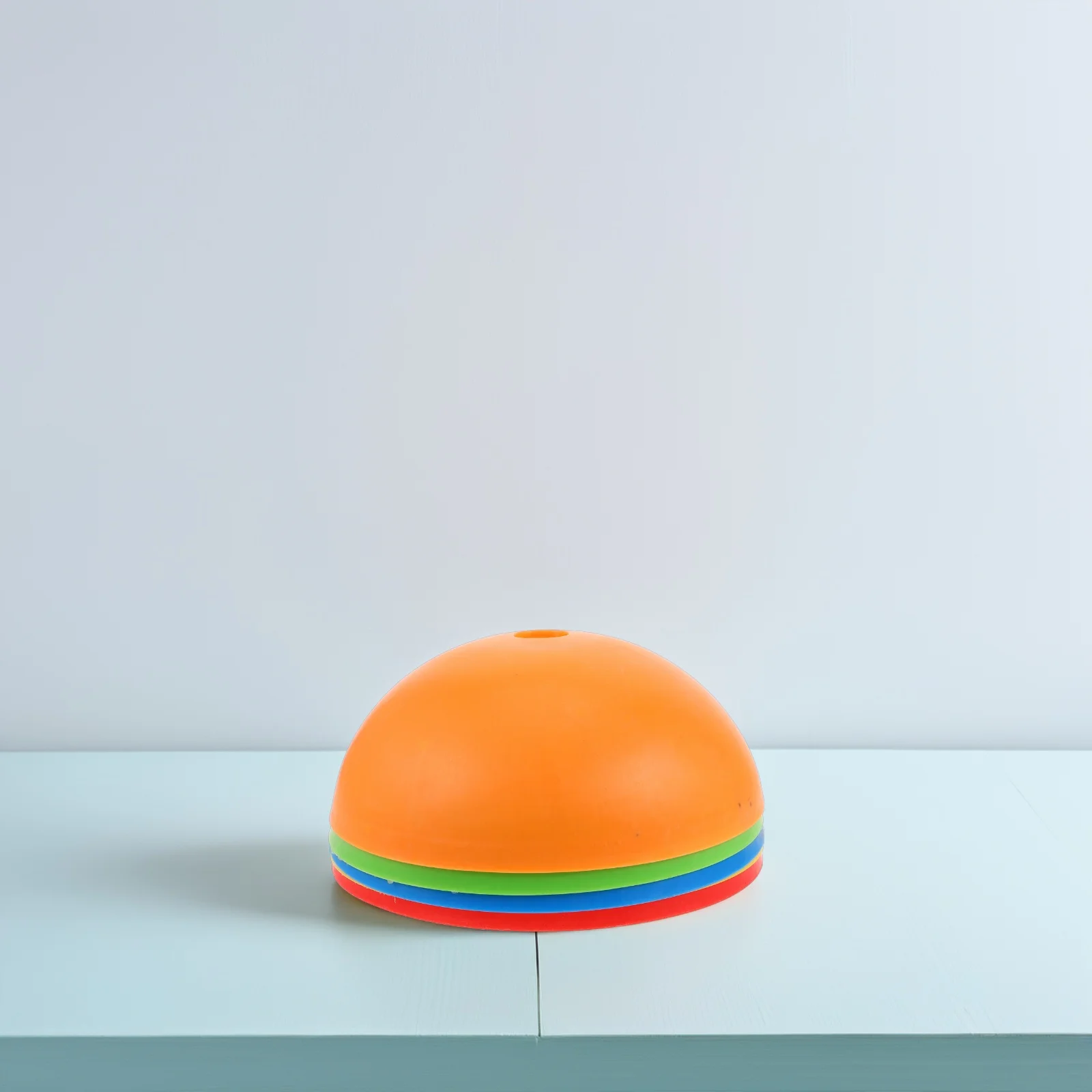 

5Pcs Soccer Marker Discs Rigid Dome Cones for Team Training Coordination Drills Football Soccer Practice Equipment All Weather