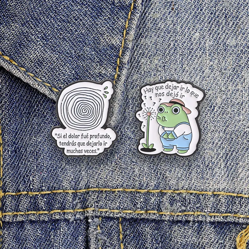 Hay Que Dejar Ir Lo Que Nos Dejo Ir Frog Enamel Pin Healing Spanish Quote Brooch Backpack Lapel Badge Jewelry Gift For Friend