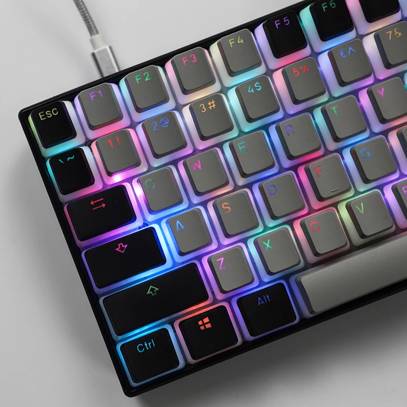 PBT two-color milk skin transparent keycap mechanical keyboard 104/84/87/68/63/61/custom cross chrysanthemum