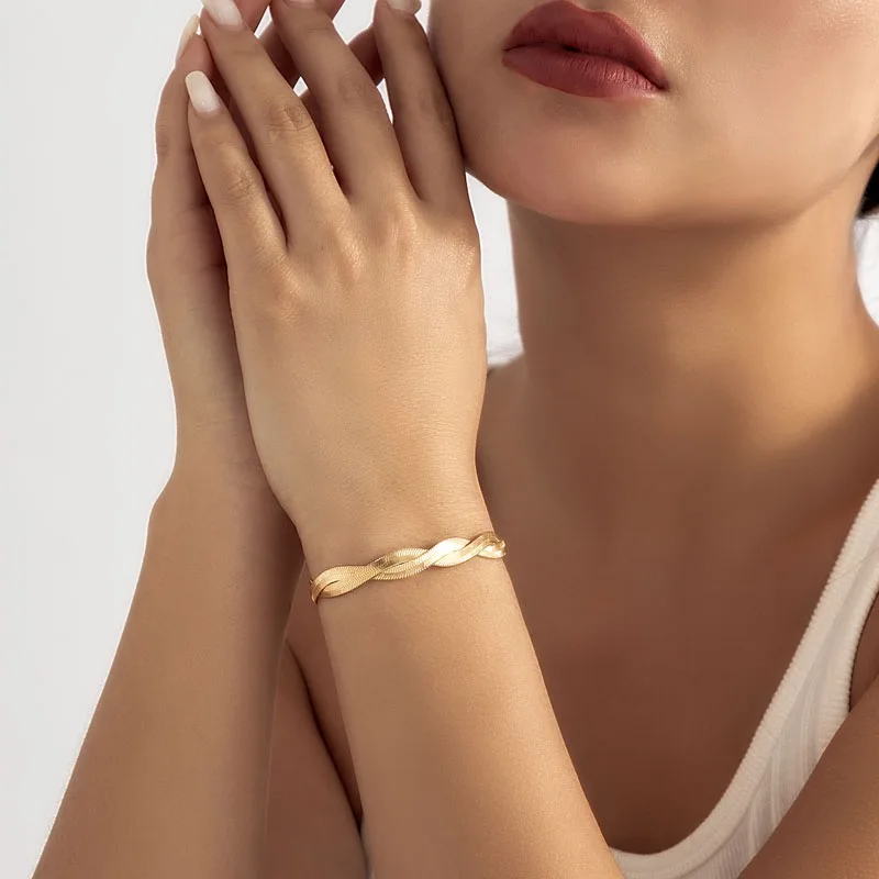 New Fashion Trend Unique Design Stainless Steel Elegant Delicate Cross Wrap Bracelet Women Jewelry Party Premium Gift Wholesale