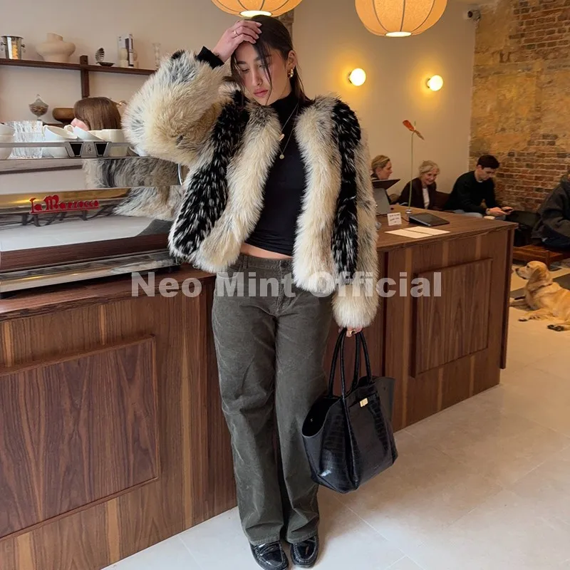 Neo Mint Luxury Brand Design Striped Patchwork Fur Jacket Women Winter Fluffy Faux Fox Fur Coats Chic Girls Thick Warm Outerwear