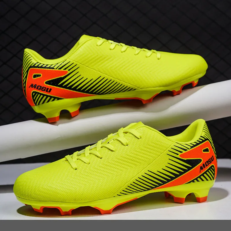 

Men Women Football Shoes Long Spikes Soccer Shoes Futsal Training Sneakers Outdoor Low Top Soccer Cleats PVC Soccer Field Boots