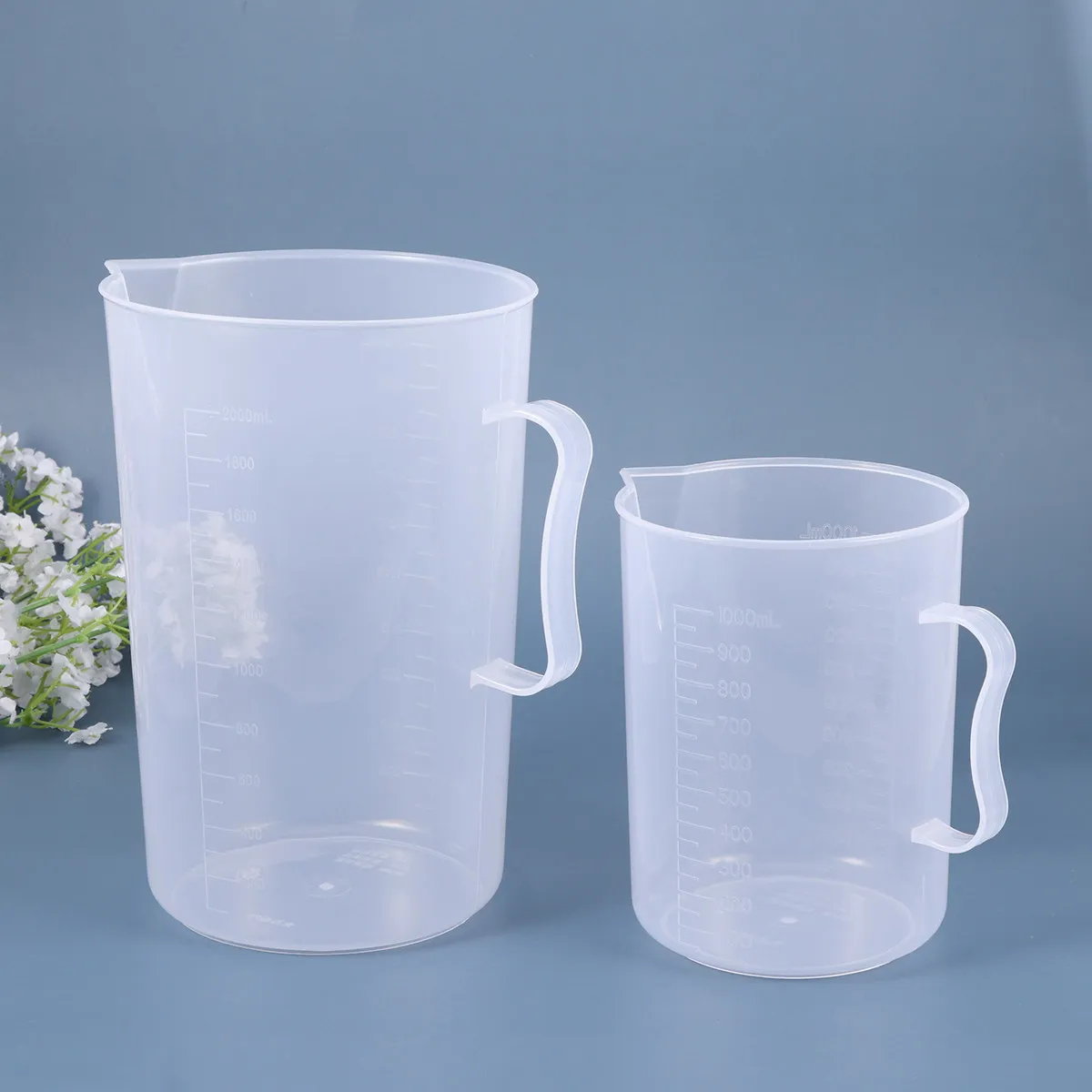 2Pcs Kitchen Measuring Cup Set Transparent Plastic with Non-Slip Handle High Contrast Graduations V-Spout Drainage Baking