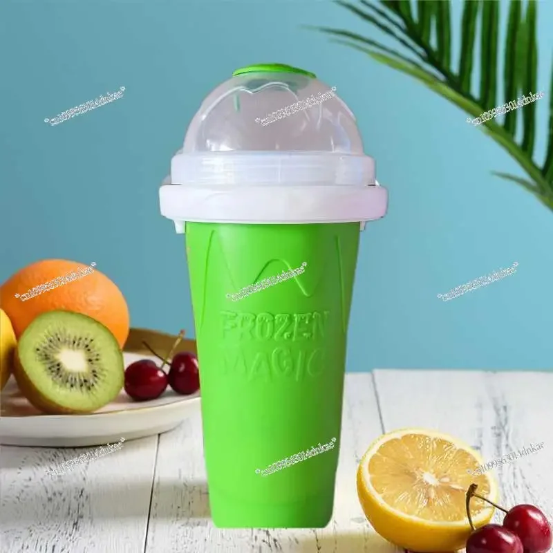 

One Pinch Into An Ice Internet Celebrity Refrigeration Home Smoothie Summer Pinch Smoothie Summer Shake