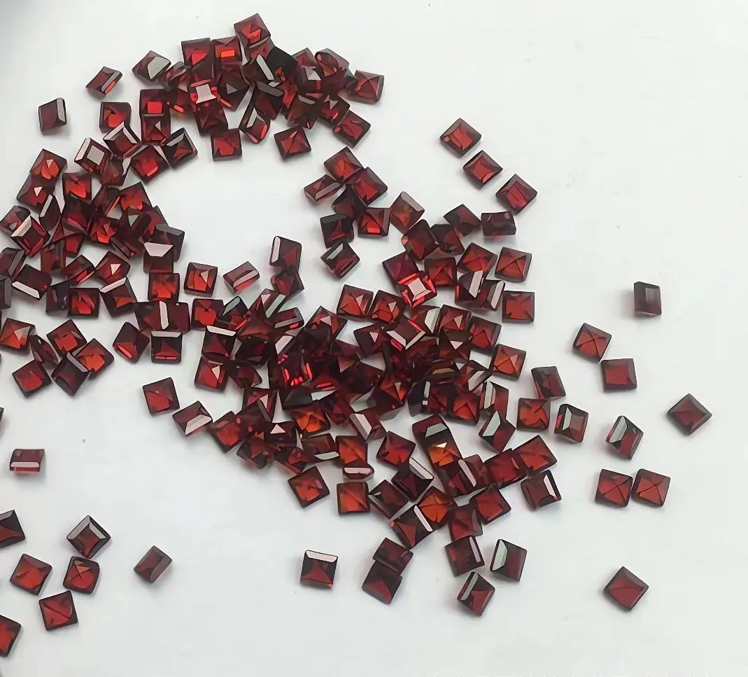 Wholesale 20pcs/pack Real Garnet 2mm 3mm Tiny Square Cushion Semi-Precious Gemstone Jewlery Cabochon Ring Face For Jewelry DIY