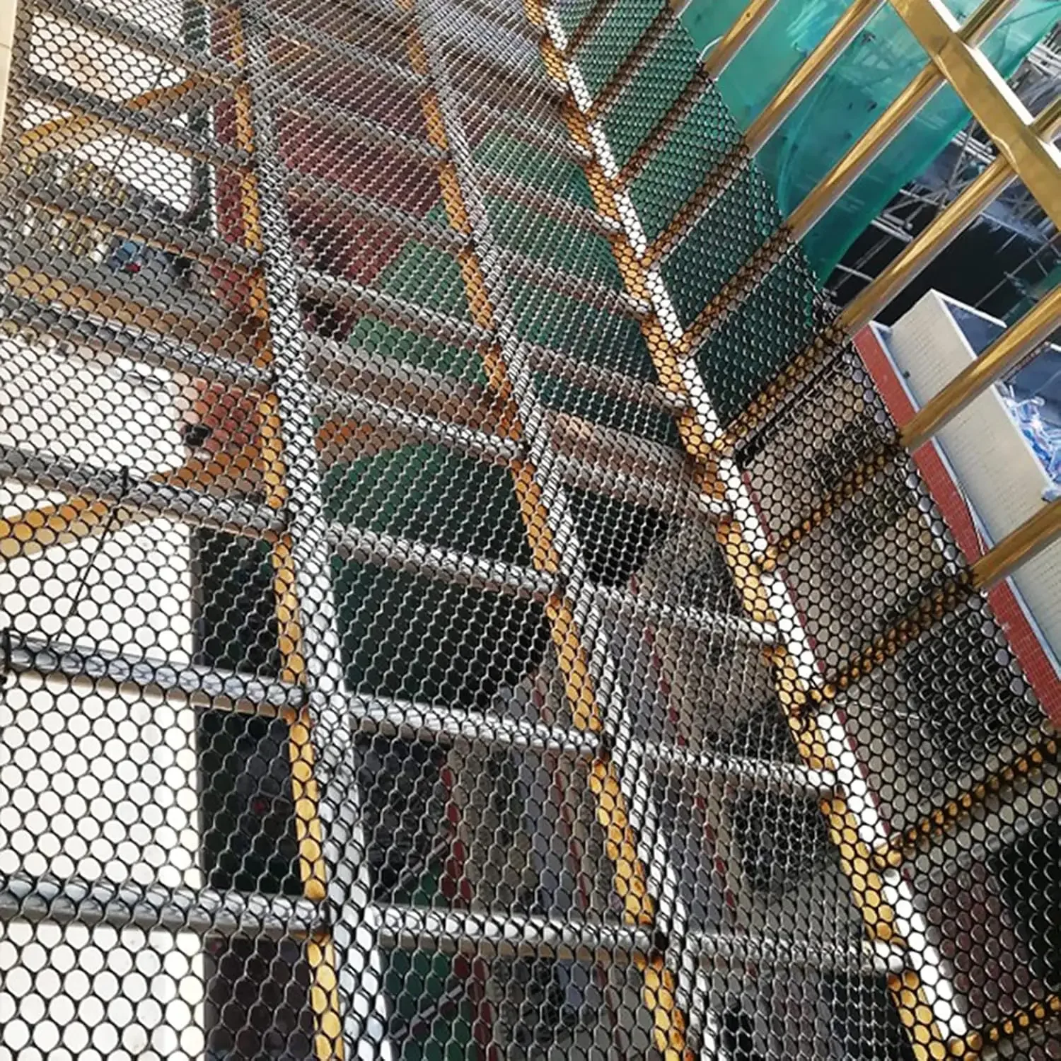 Balcony Lofts Terrace Rail Netting for Kids, Cuttable Black Plastic Poultry Chicken Wire Fencing Net, Hexagonal Design Garden De