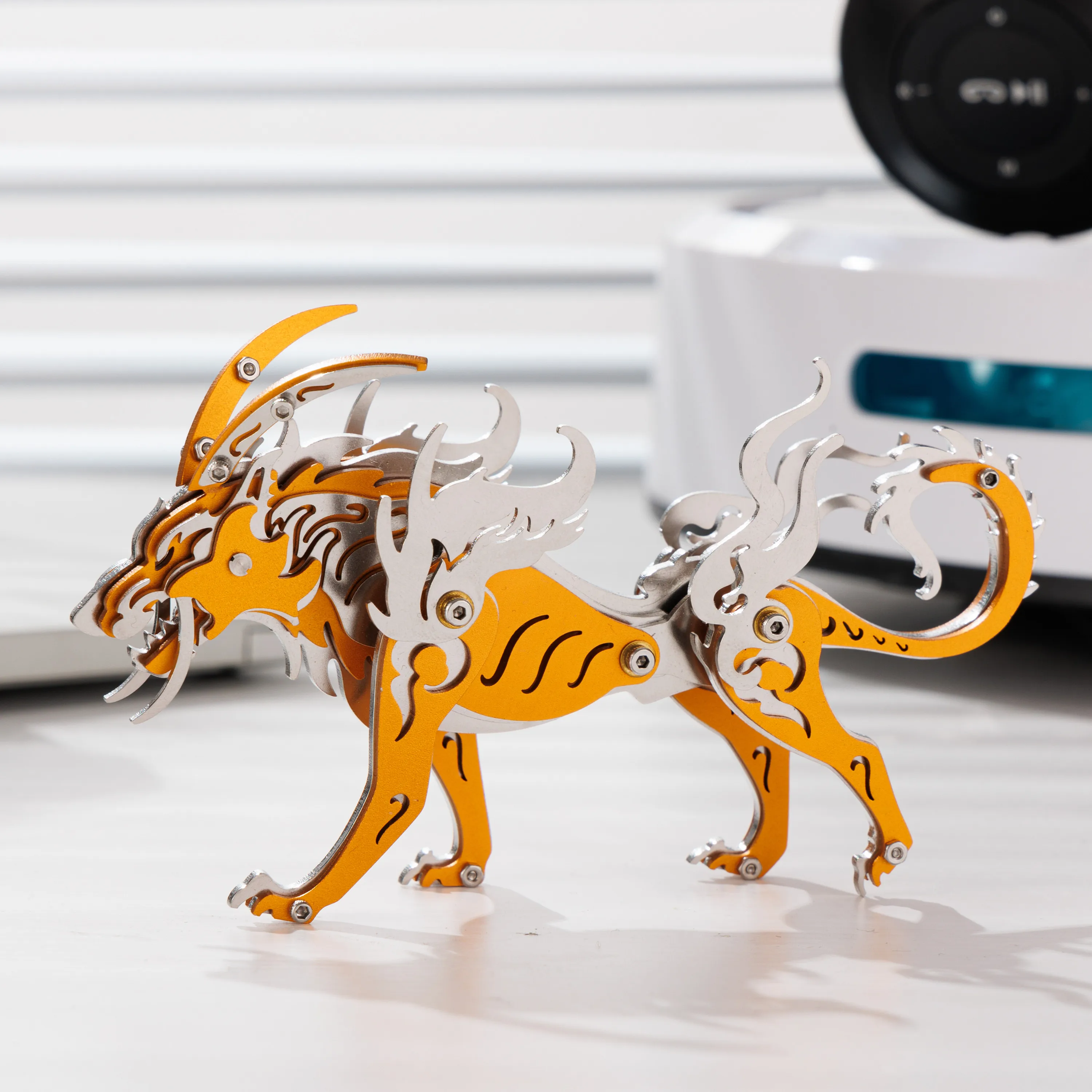 MOKR Wolf King 3D لغز معدني DIY تجميع نموذج لعب الأطفال هدايا عيد الميلاد والعام الجديد التعليم والتدريب