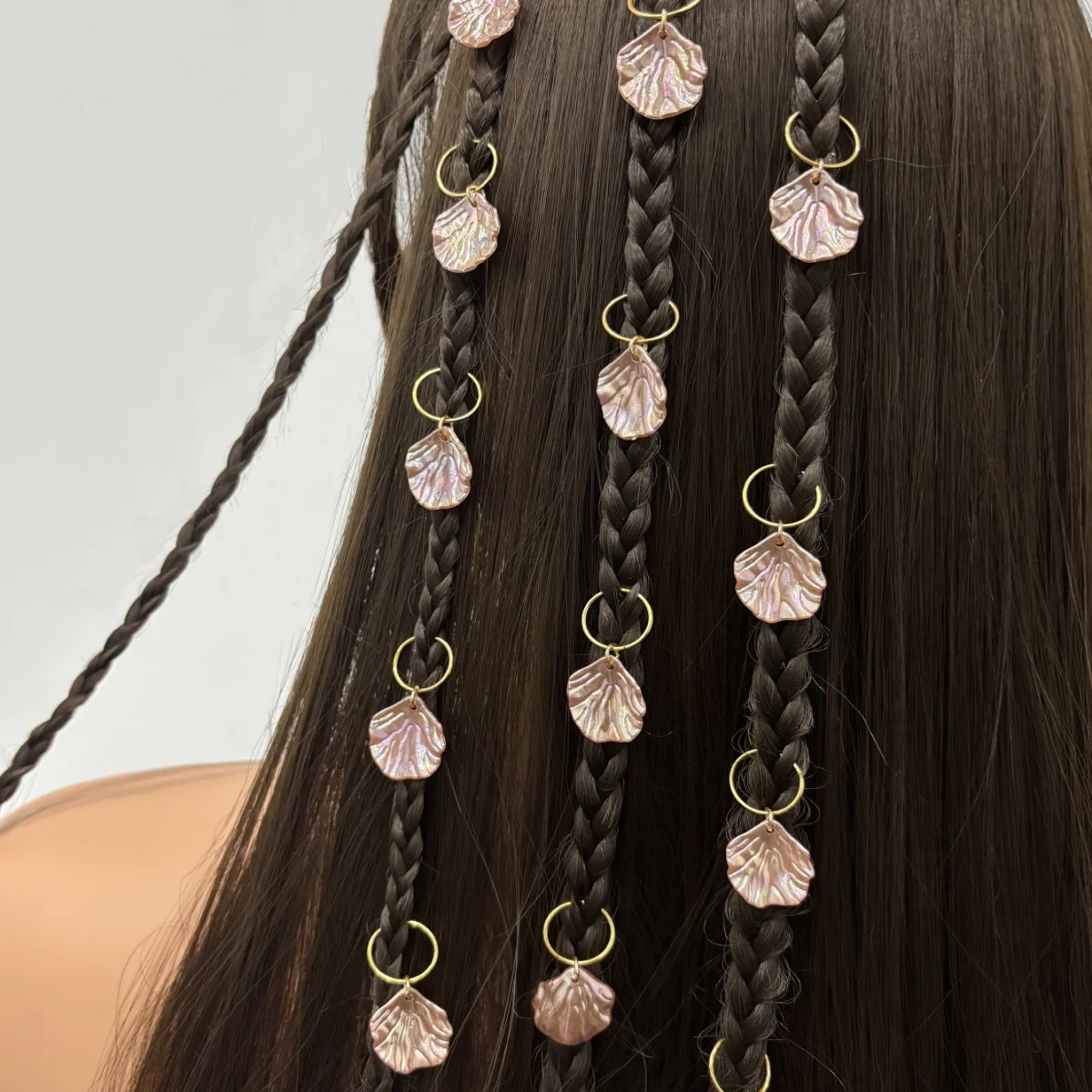The The pink shell best-selling dreadlock hair ring and buckle are perfect for holiday dates. - Aliexpress Deal