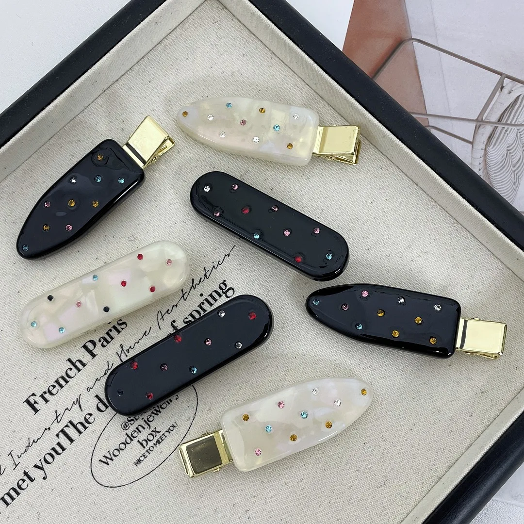 

Sweet and Cute Dopamine Colorful Diamond Hair Clip, No Trace Duckbill Clip, Hair Accessories for Women, Easy to Use and Durable