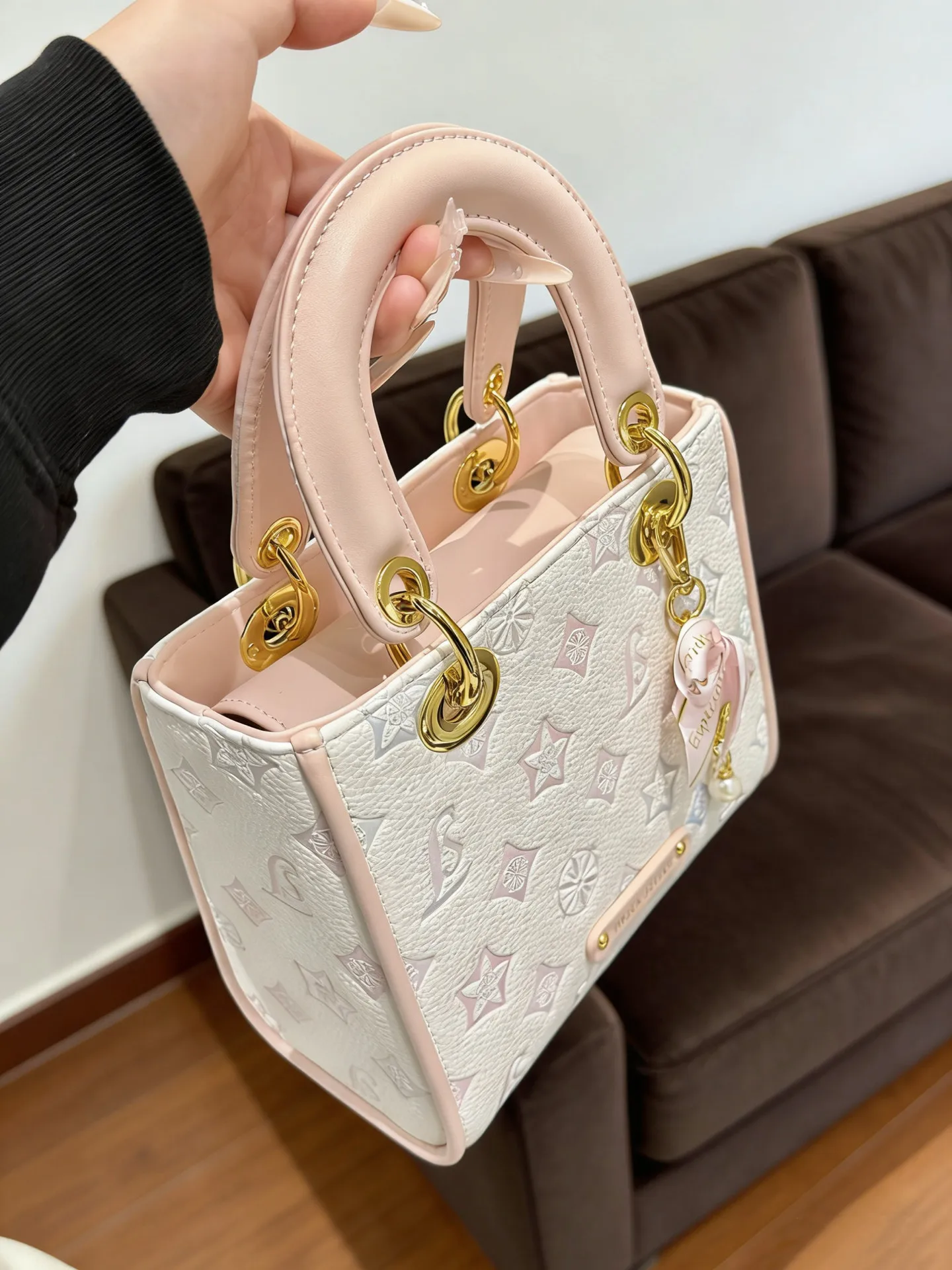amiciyah-women's-fashionable-high-end-pink-embossed-diana-crossbody-bag-2026-new-model-girlfriend-gift-leather-purse