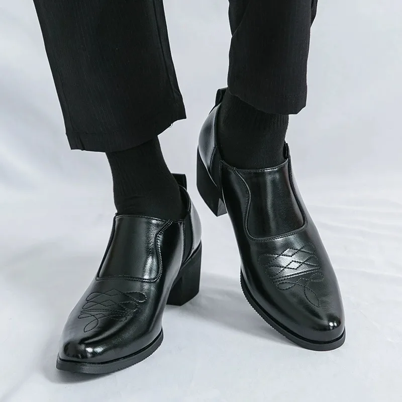 รองเท้าแพลตฟอร์มคุณภาพสูงสำหรับผู้ชาย ดีไซน์ทันสมัย รองเท้าโลฟเฟอร์แบบสวม สบาย รองเท้าลำลองสำหรับผู้ชาย รองเท้าทางการสำหรับผู้ชาย รองเท้าผู้ชาย