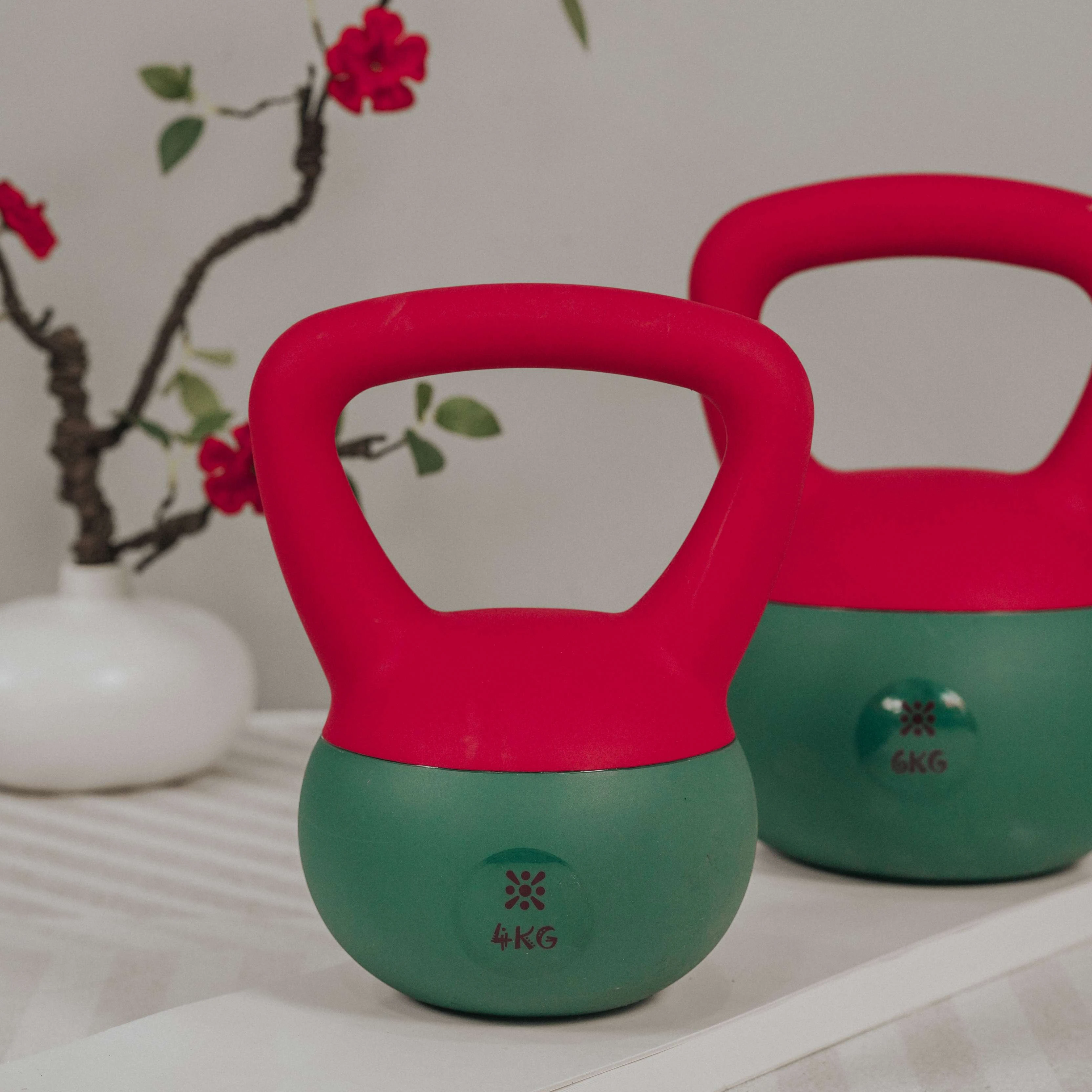 

6KG Factory OEM Kettlebell Wholesale Training Fitness Kettle Bell Pvc Soft Kettlebell