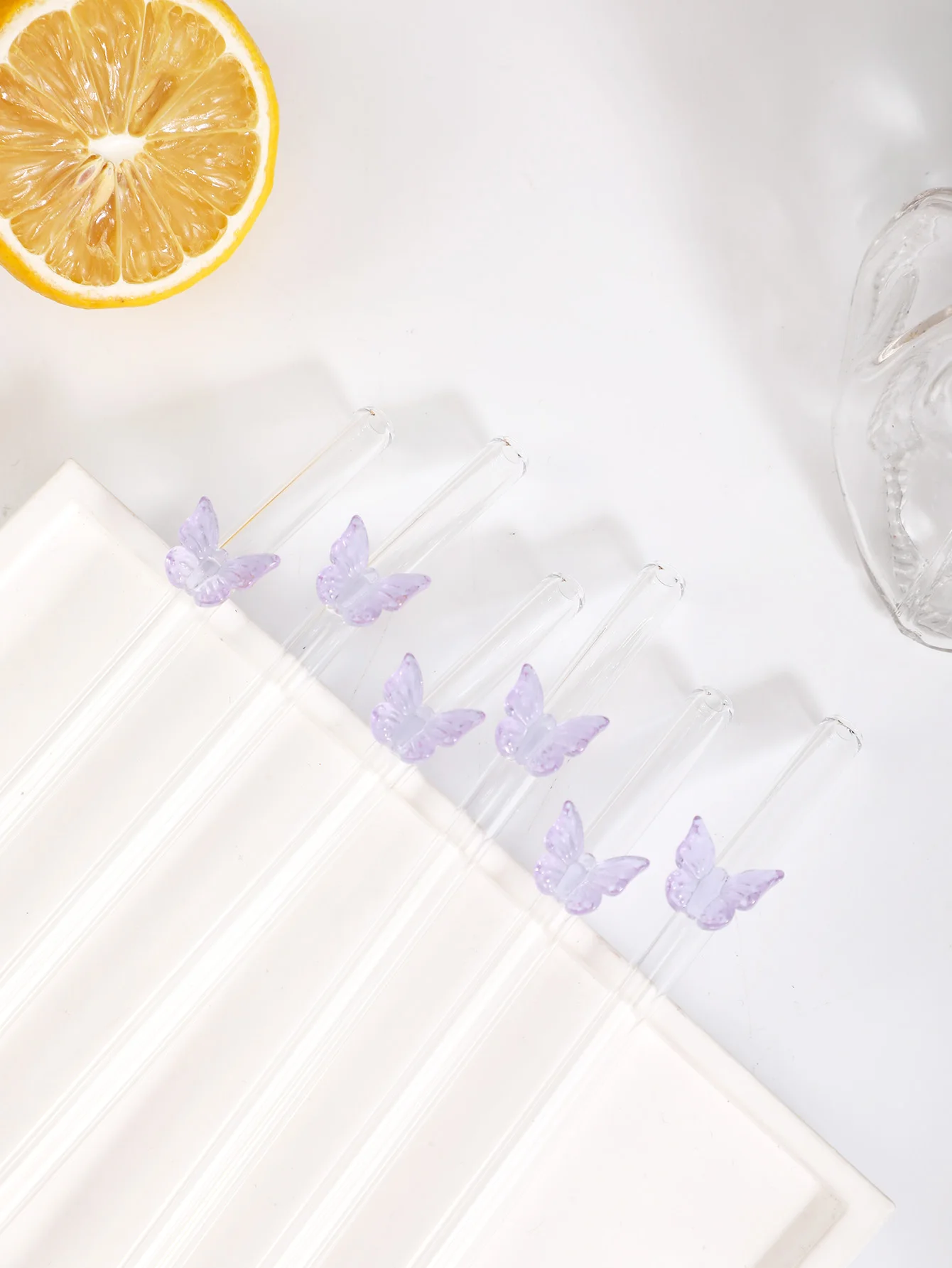 4/7PCS  Butterfly Straws Transparent Reusable Bent Glass Straws, Ideal for Tea, Iced Coffee, Perfect for Weddings & Gifts