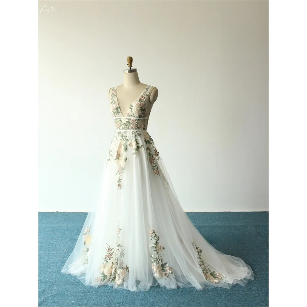 Kyoto Customize Exquisite Floral Embroidery Sleeveless Wedding Dress V Neck A i line vestidos de novia Sweep Train Evening Dresses