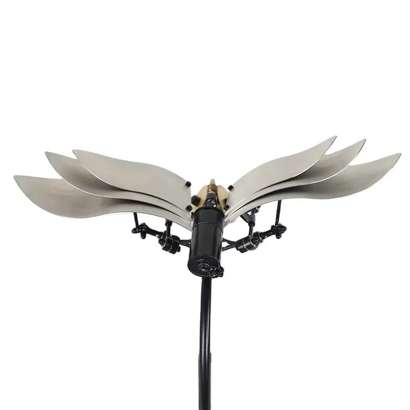 Home decor luxury desk ornaments industrial mechanical flying bird kinetic art sculpture lamp for study room Bedroom