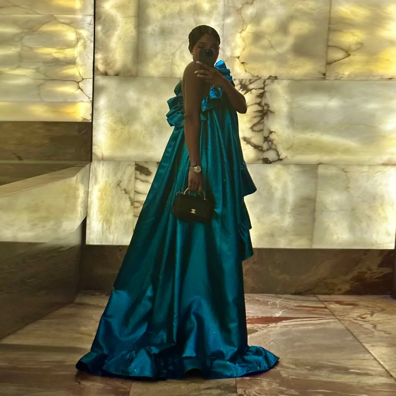 

Fashion Satin Asymmetrical Long Women Ribe With Edible Tree Fungus Decoration One Shouler Loose Women Dresses