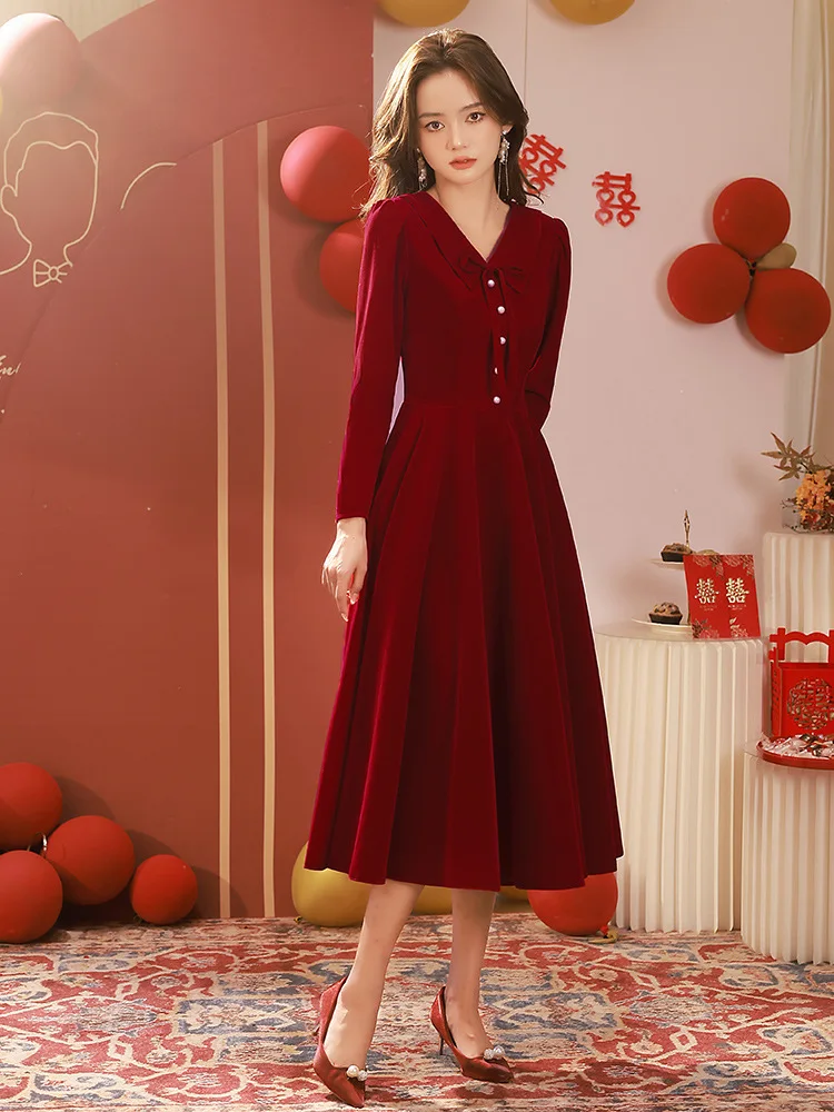 Large Size Burgundy Women Velvet Evening Dresses Simple Long Sleeve Party Dress Solid Female Formal A-Line Gowns